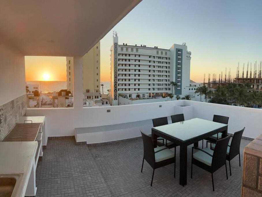2Br/2Ba Condo 1 Block To Ocean! - Unit #5 Mazatlán Exterior foto