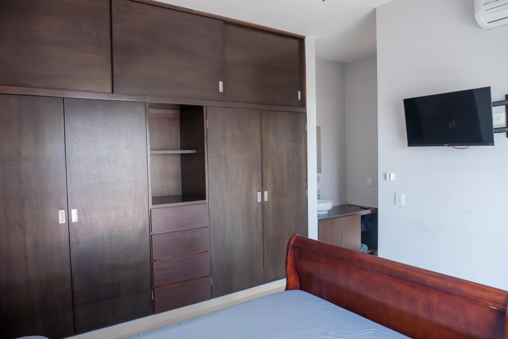 2Br/2Ba Condo 1 Block To Ocean! - Unit #5 Mazatlán Exterior foto